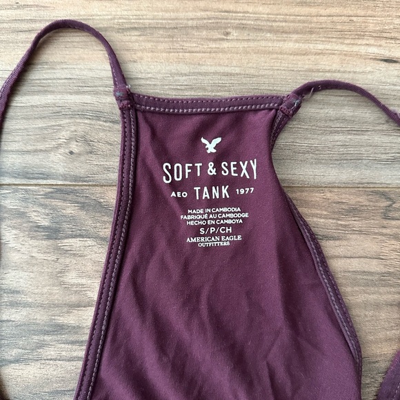 American Eagle Tank Top - Picture 3 of 3